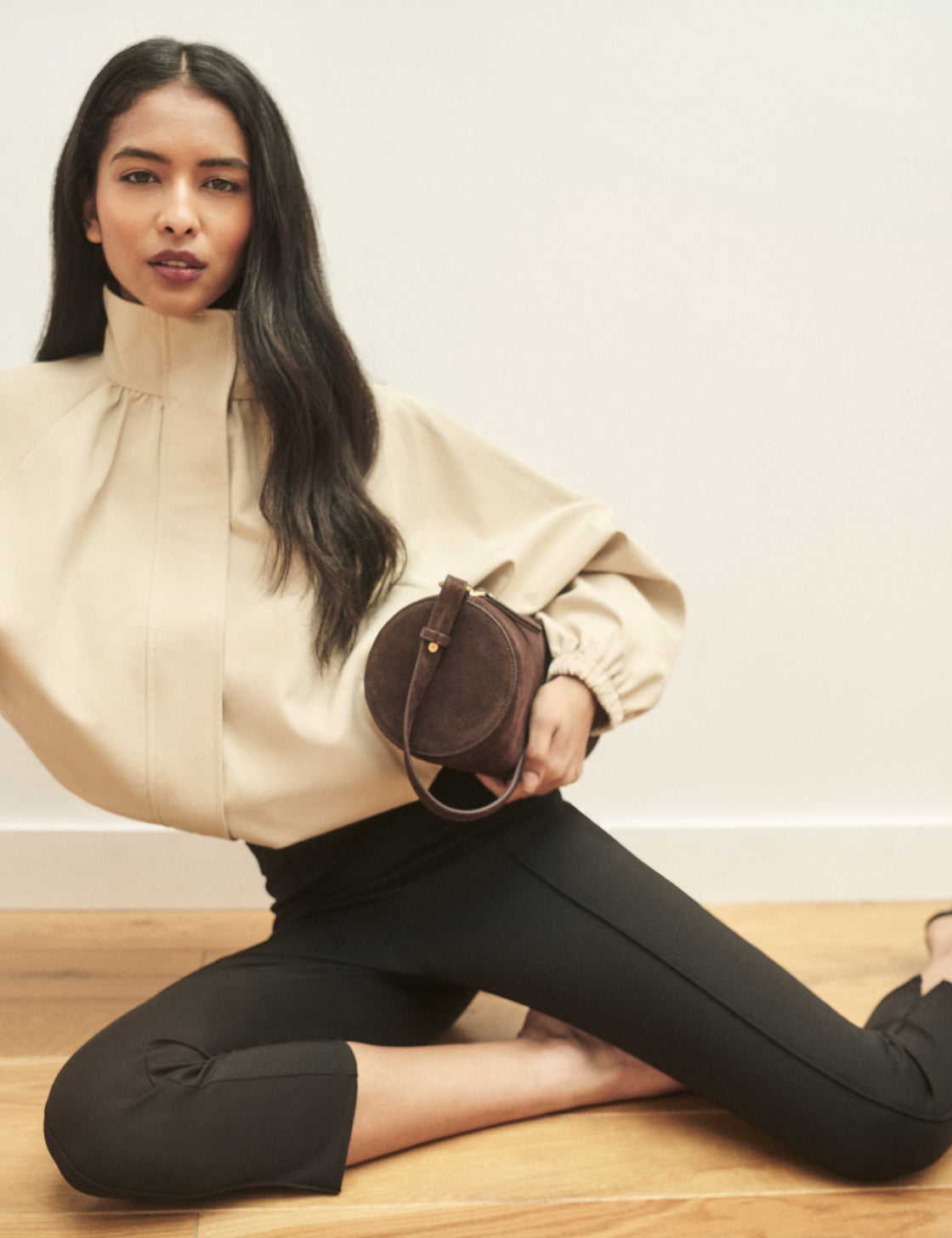 Black High Waisted Cropped Trousers - Image 3