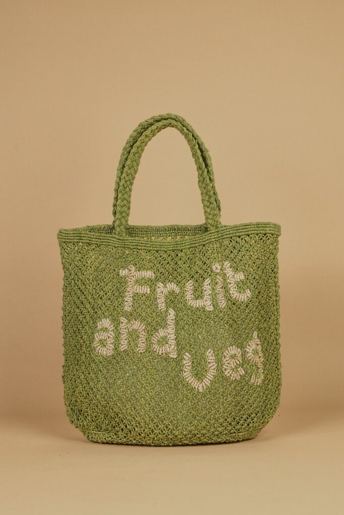 Essential Versatile Woven Carry Bag for Daily Wear