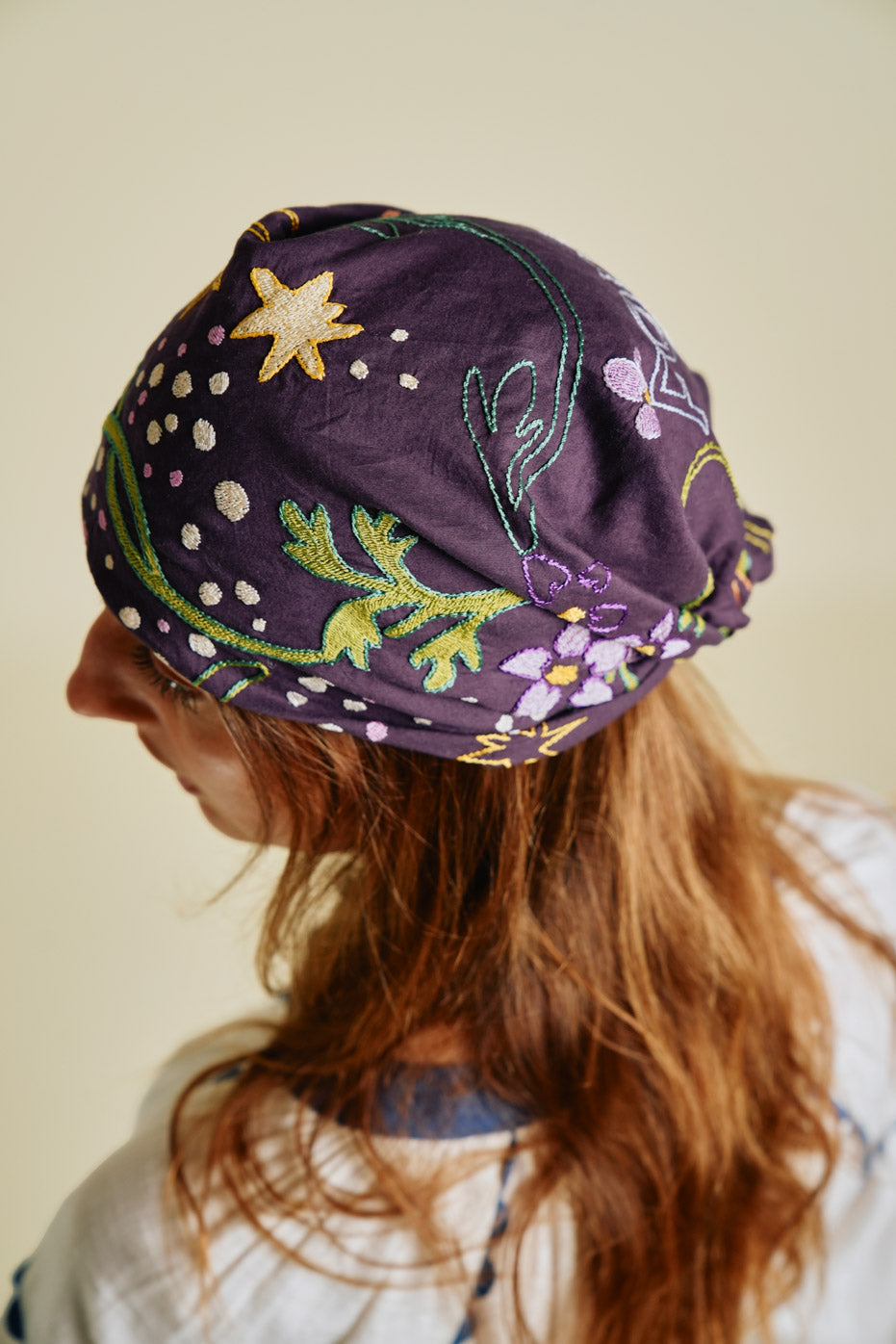 Modern Lightweight Printed Scarf for Daily Wear - Image 3