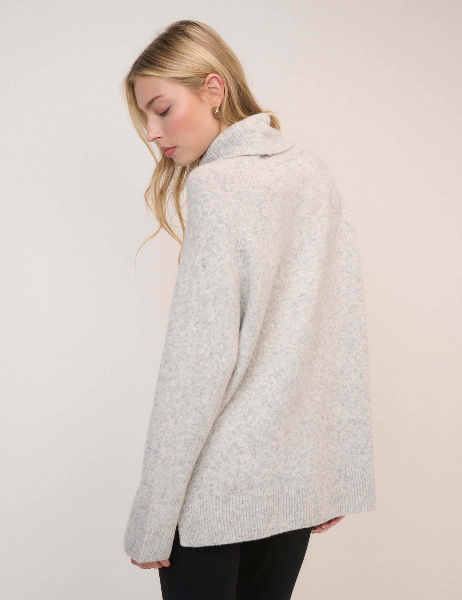 Grey Knit Longline Relaxed Sweater - Image 5