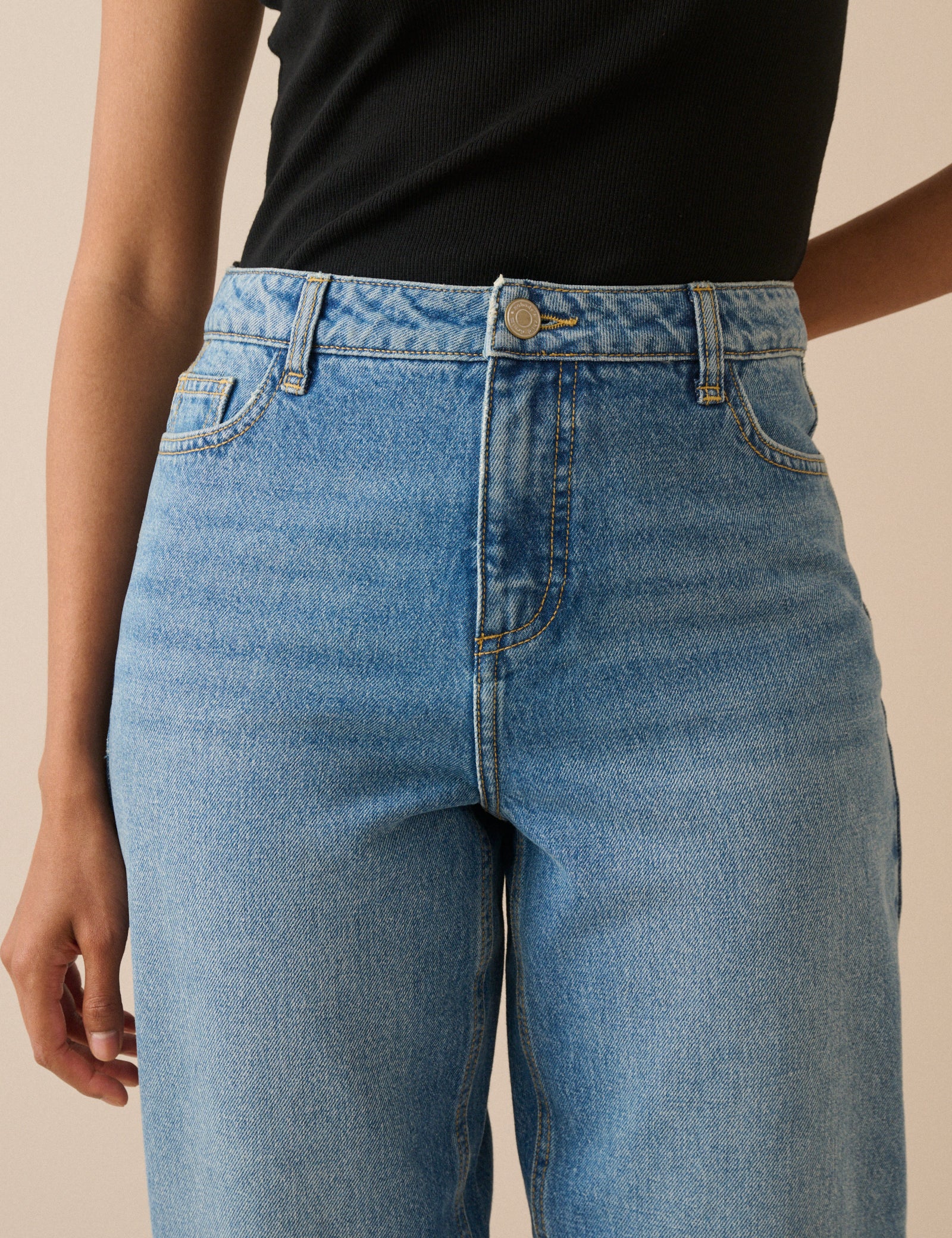 Silver High Rise Barrel Leg Refined Jeans - Image 4