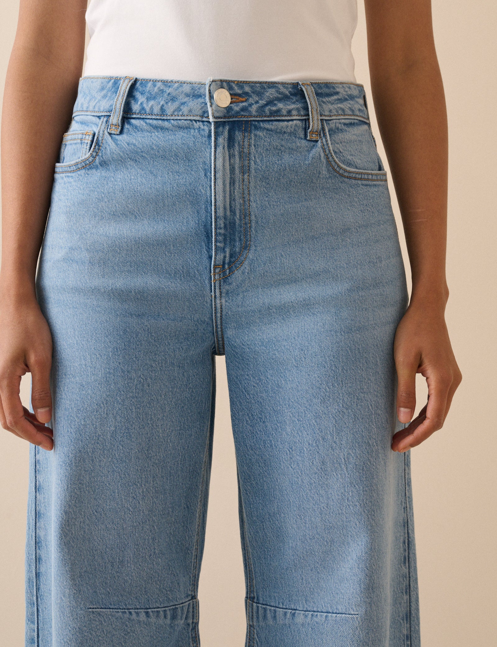 Silver Barrel Leg Structured Jeans - Image 4