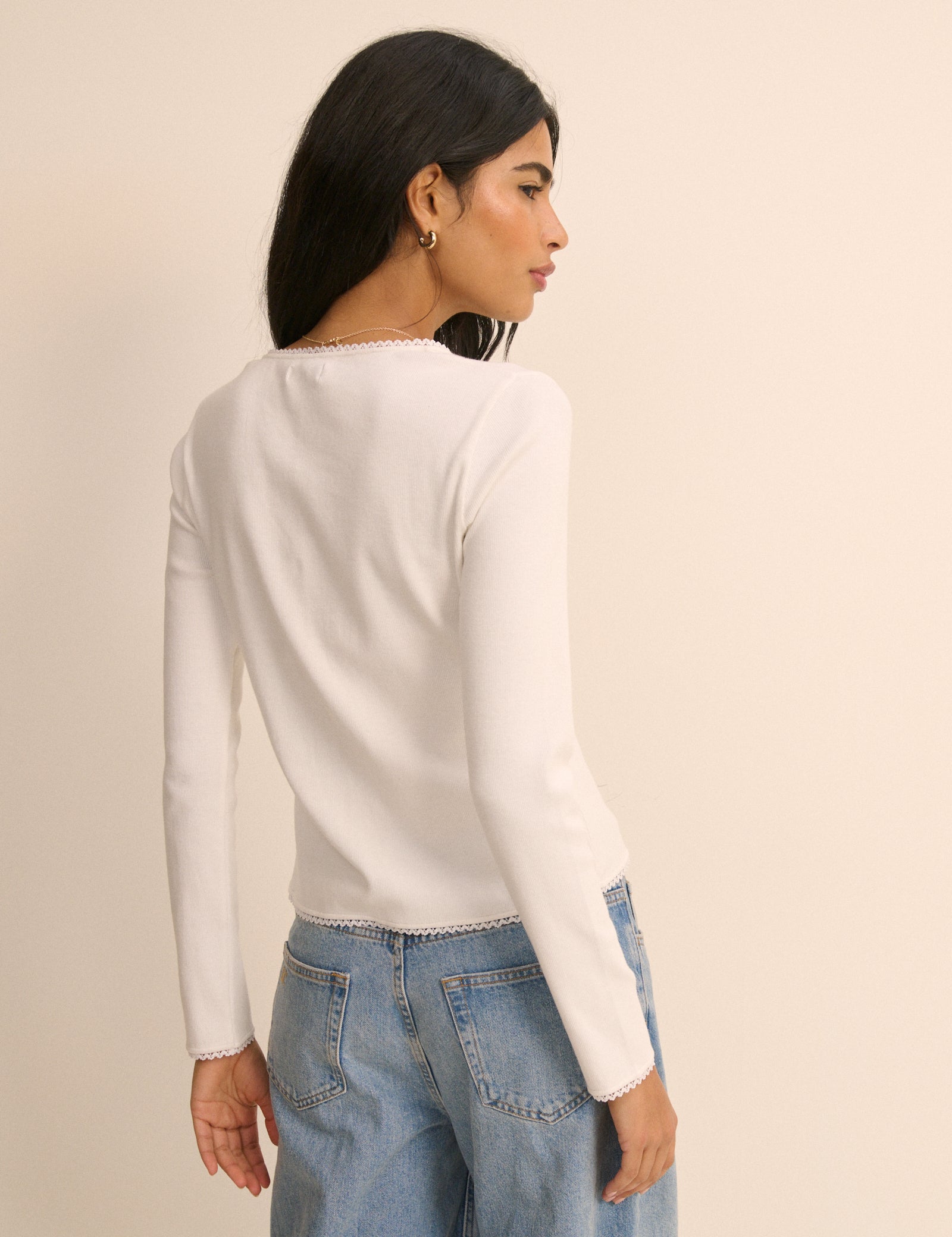 White Soft Polished Modern Cardigan - Image 5