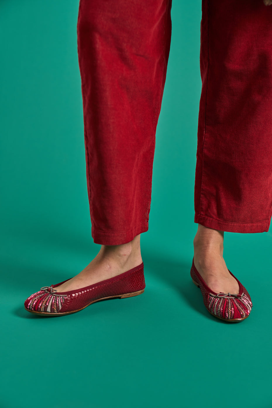 Modern Everyday Flat Shoes for Daily Wear - Image 4