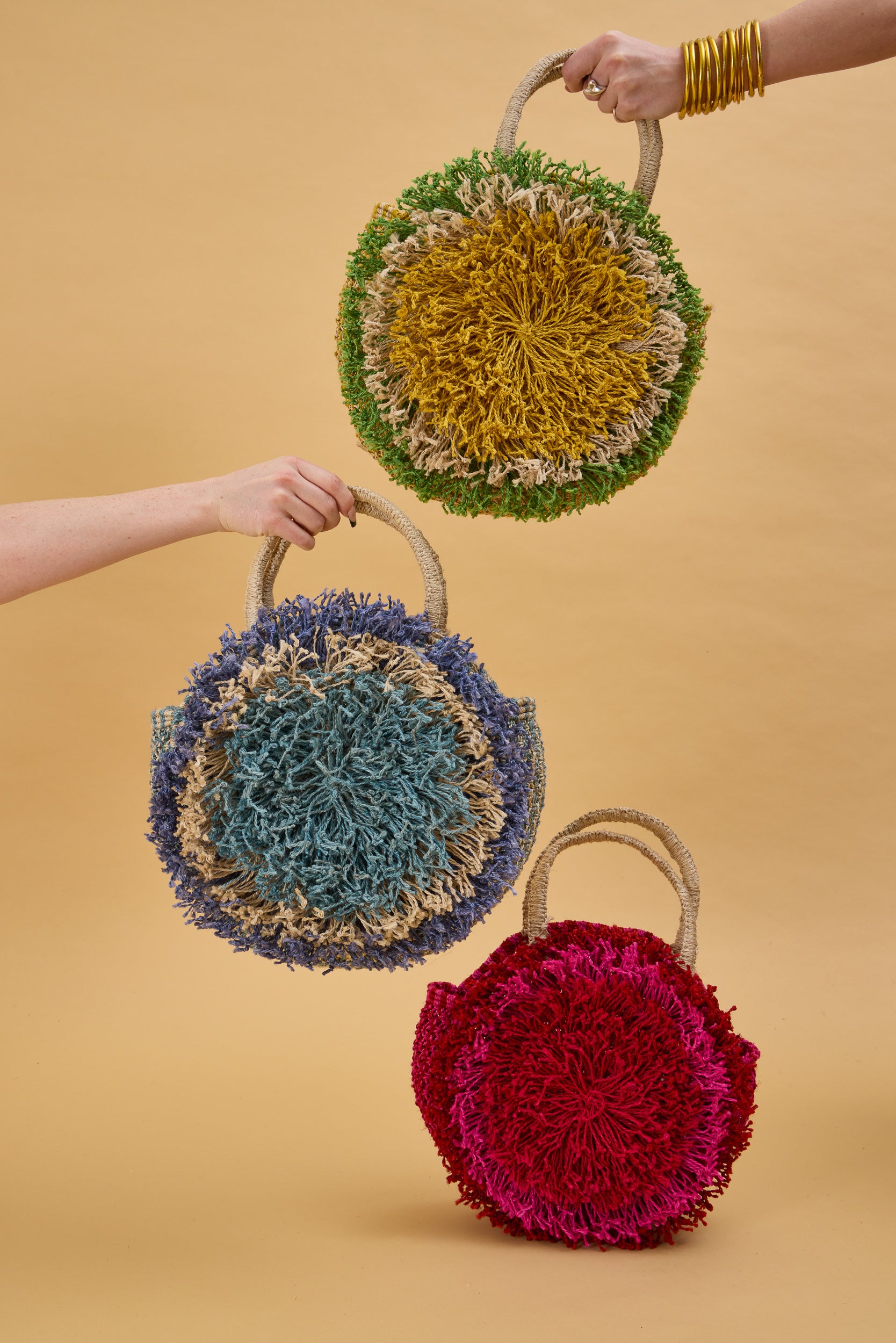 Balanced Woven Carry Bag for Daily Wear