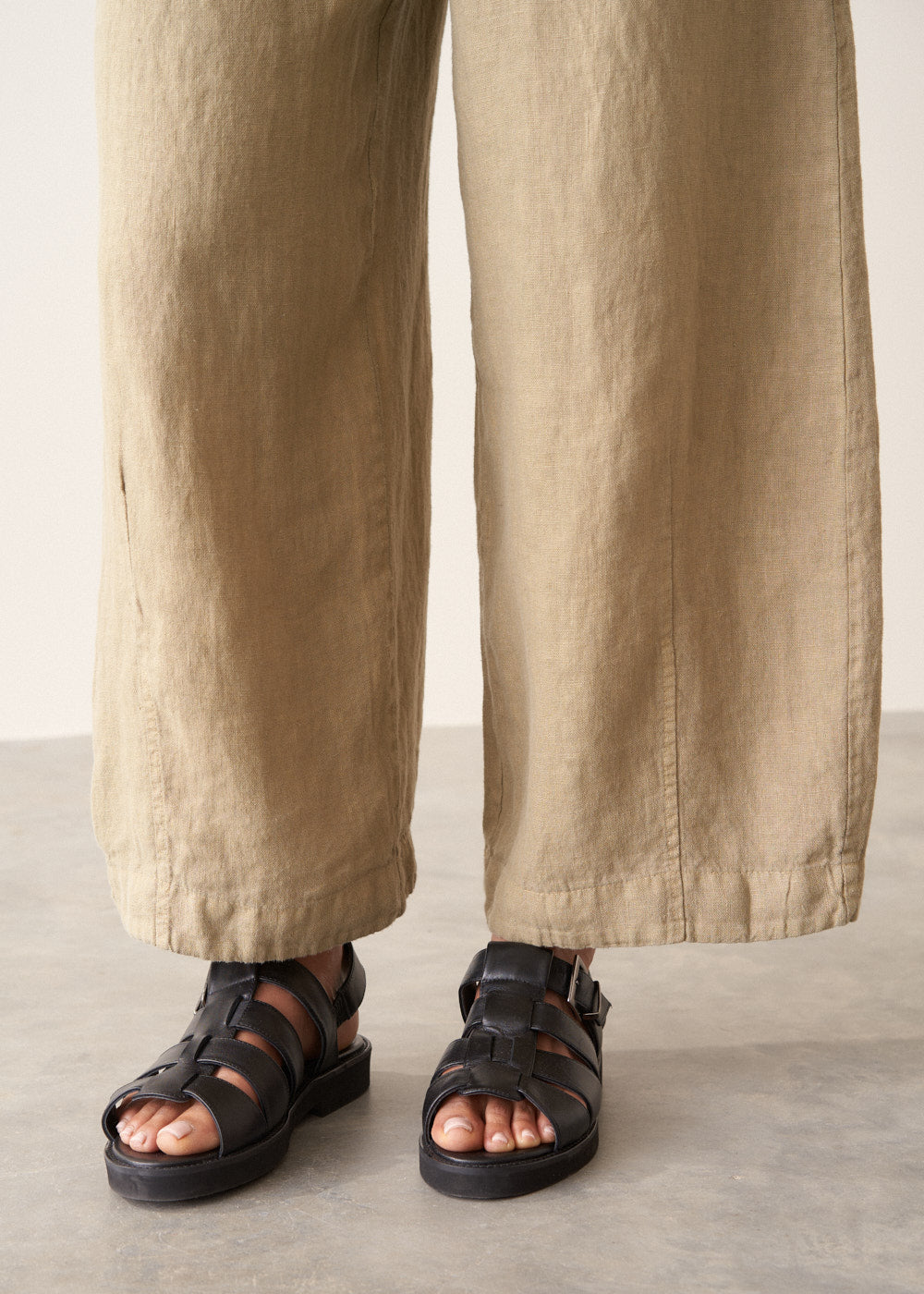 Light Khaki Cargo Linen Trousers - Image 4