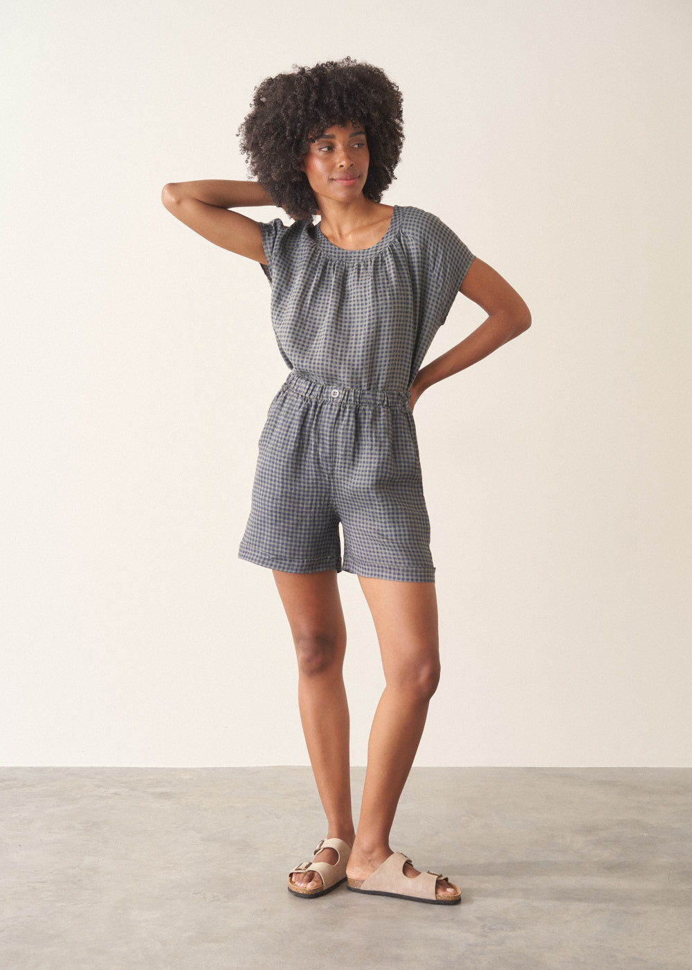 Refined Navy Checked Linen Shorts - Image 6