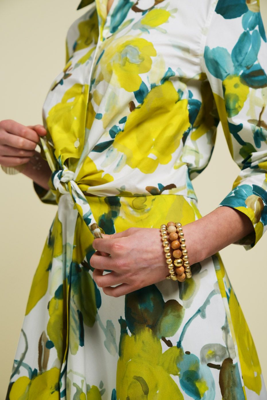 Modern Decorative Beaded Bracelet for Daily Wear - Image 2