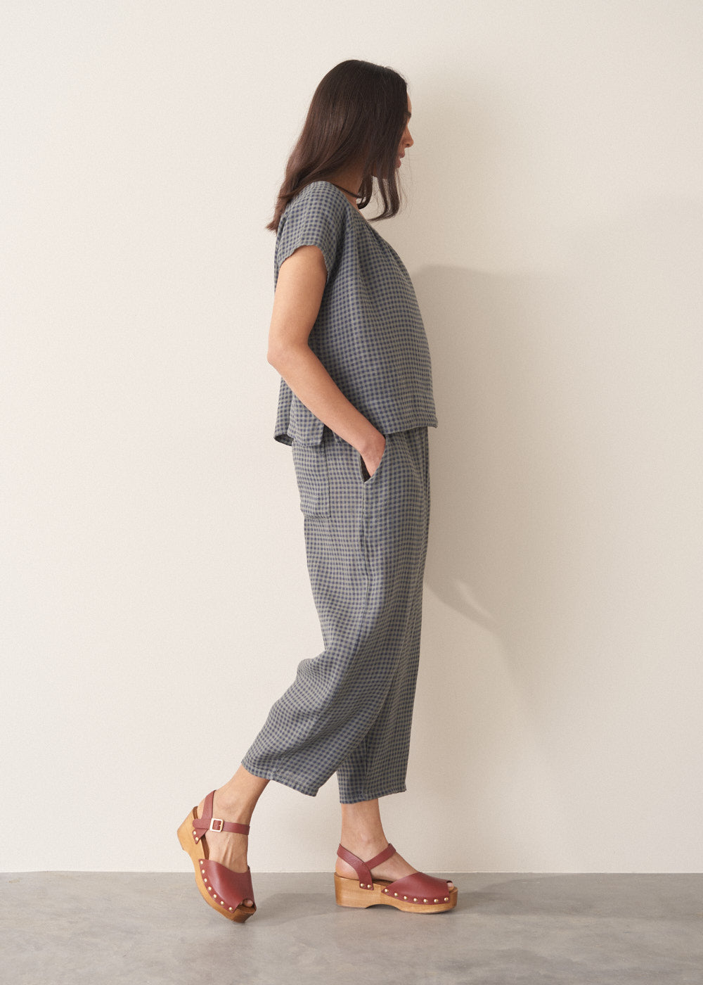 Refined Navy Checked Linen Trousers - Image 4