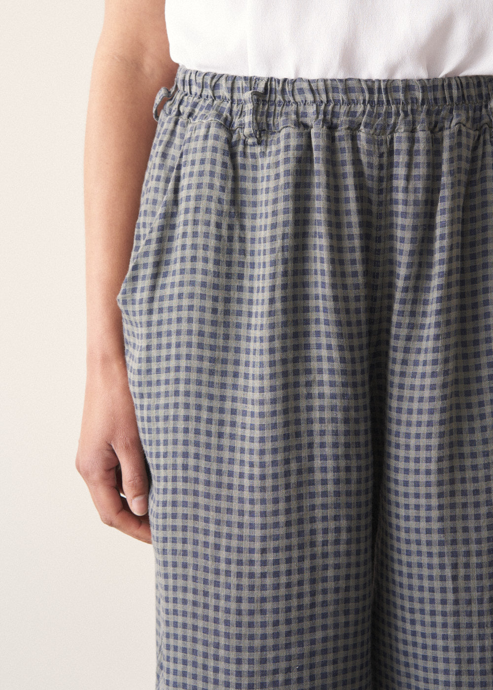 Refined Navy Checked Linen Trousers - Image 3